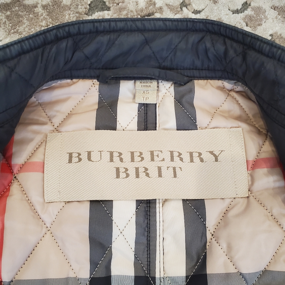 Burberry Black Quilted Jacket Size XS - Picture 4 of 7